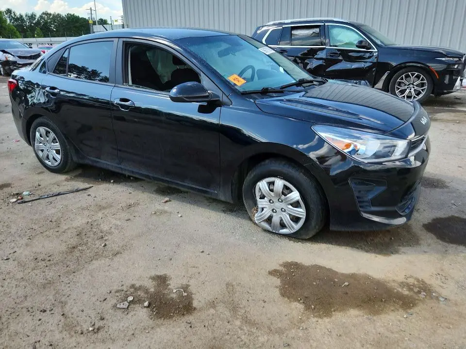 2022 KIA RIO LX  