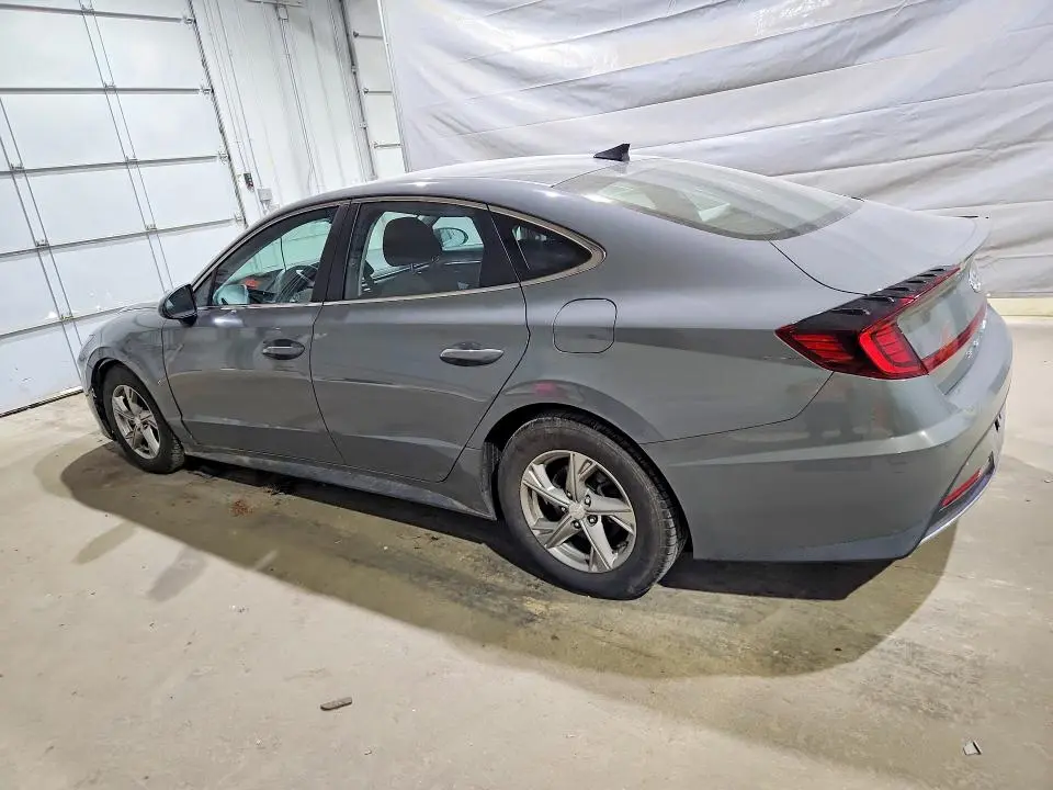 2021 HYUNDAI SONATA SE  