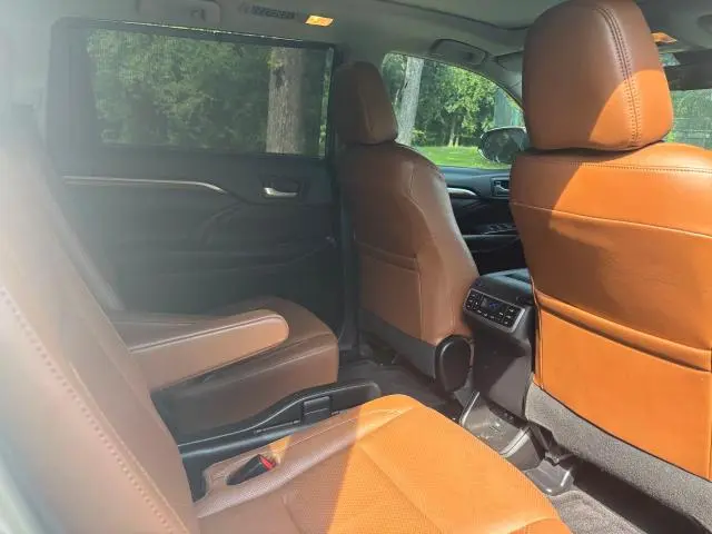 2019 TOYOTA HIGHLANDER LIMITED  
