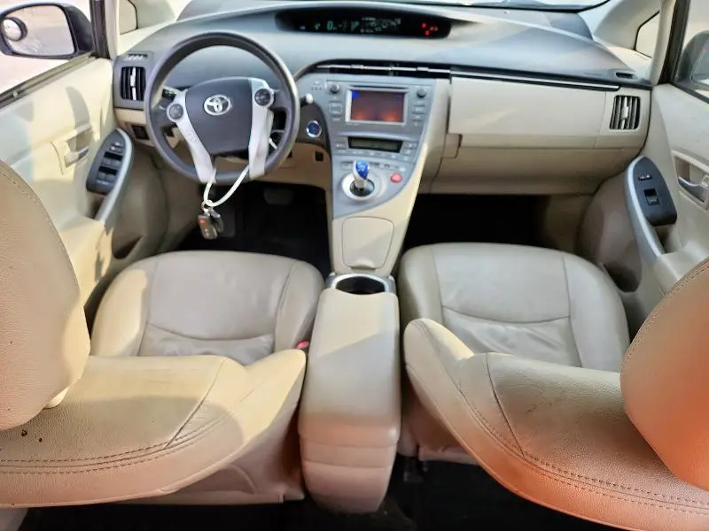 2013 TOYOTA PRIUS   