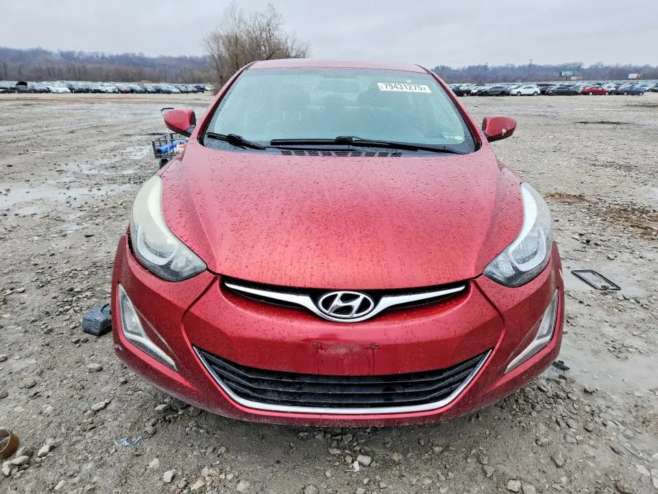 2015 HYUNDAI ELANTRA SE  