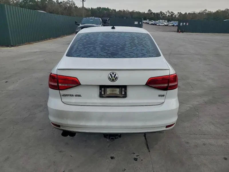 2015 VOLKSWAGEN JETTA TDI  