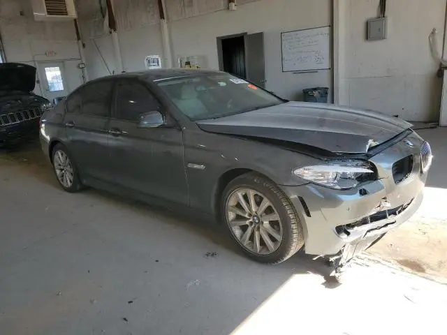 2011 BMW 528 I  