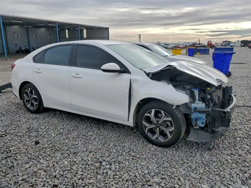 2021 KIA FORTE FE  