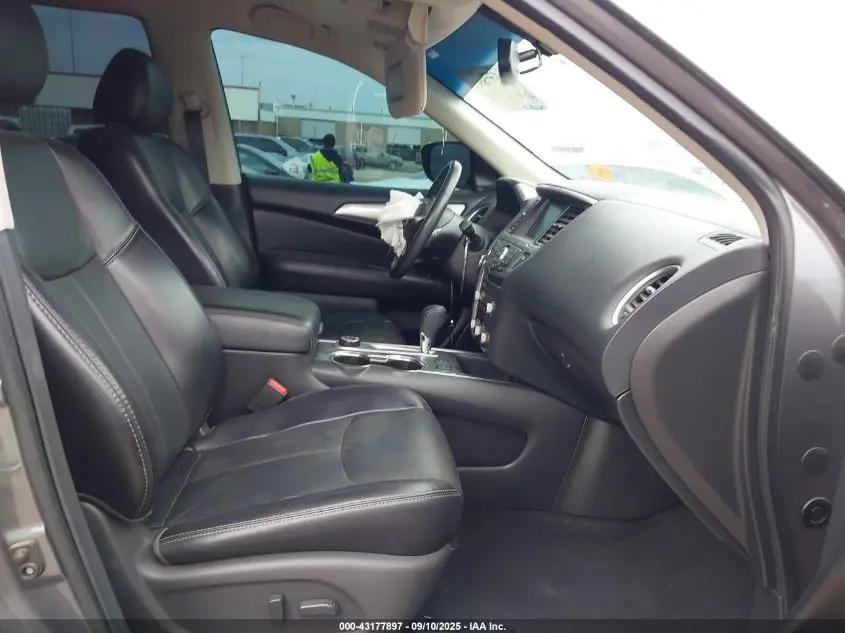 2020 NISSAN PATHFINDER SL 4WD