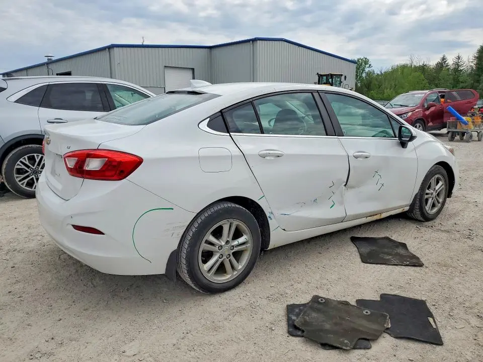 2016 CHEVROLET CRUZE LT  