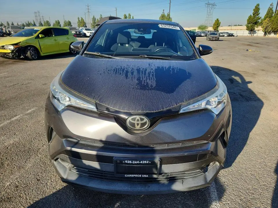 2018 TOYOTA C-HR XLE  