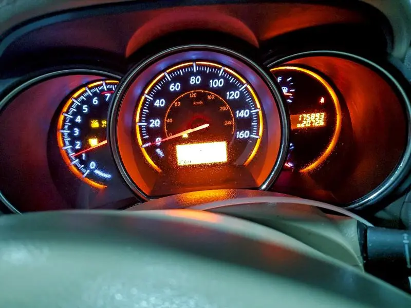 2010 NISSAN MURANO S  