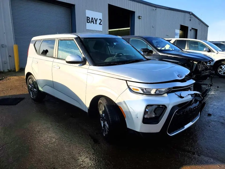 2021 KIA SOUL S  