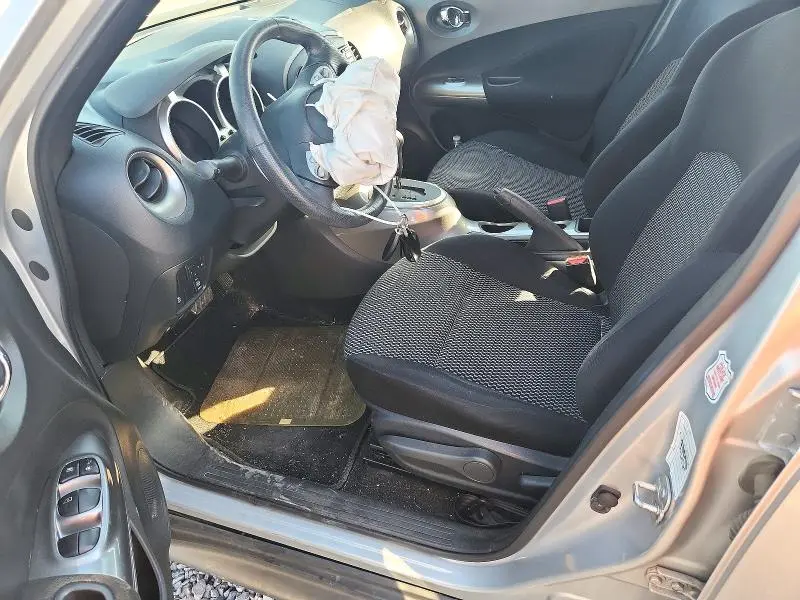 2016 NISSAN JUKE S  