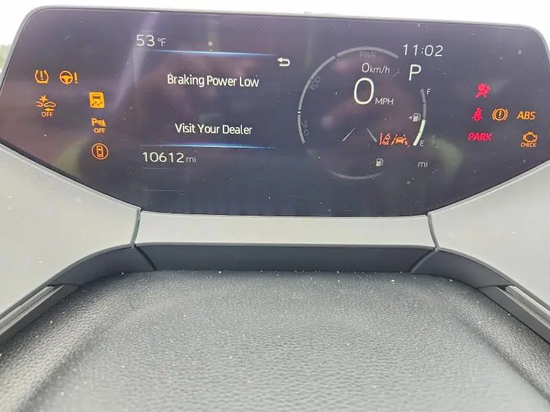 2025 TOYOTA PRIUS XLE  