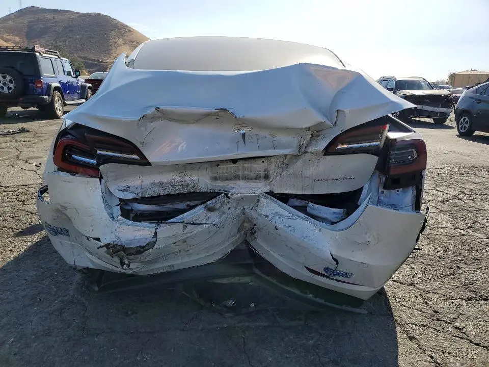 2021 TESLA MODEL 3   