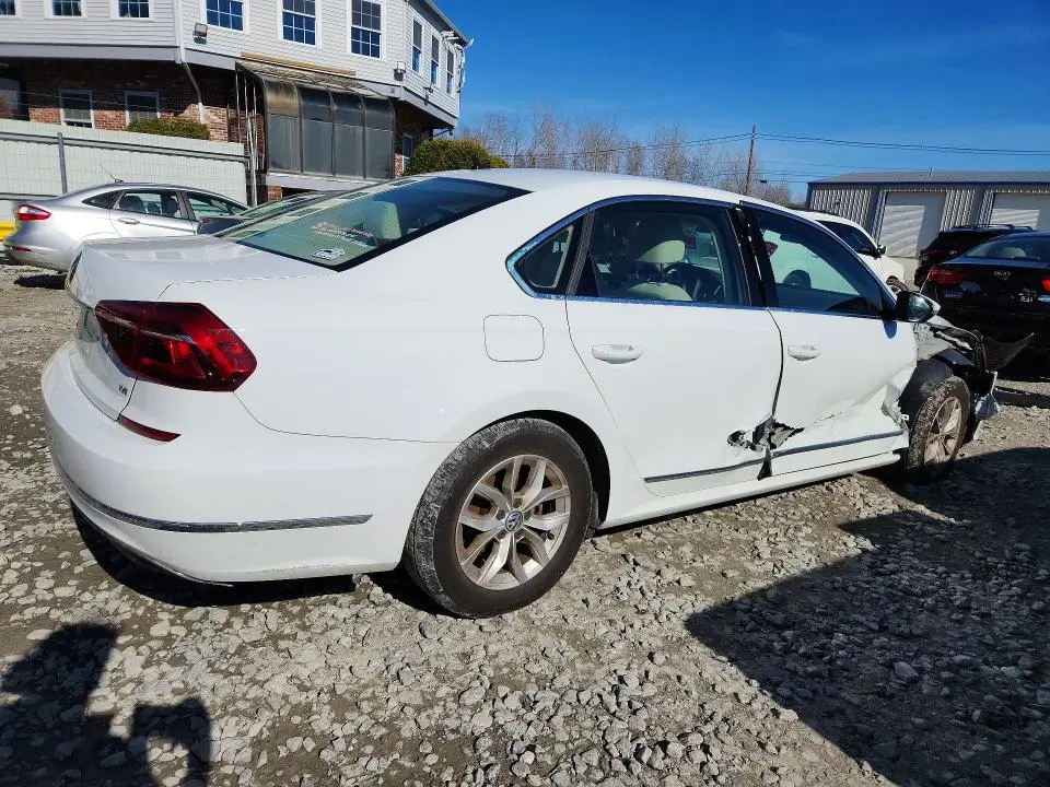 2017 VOLKSWAGEN PASSAT S  