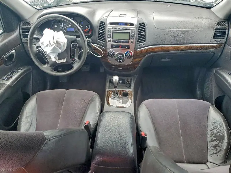 2012 HYUNDAI SANTA FE SE  