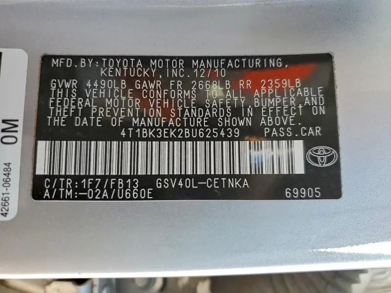 2011 TOYOTA CAMRY SE  