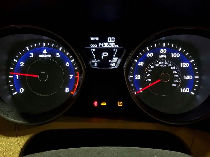 2013 HYUNDAI ELANTRA GLS  