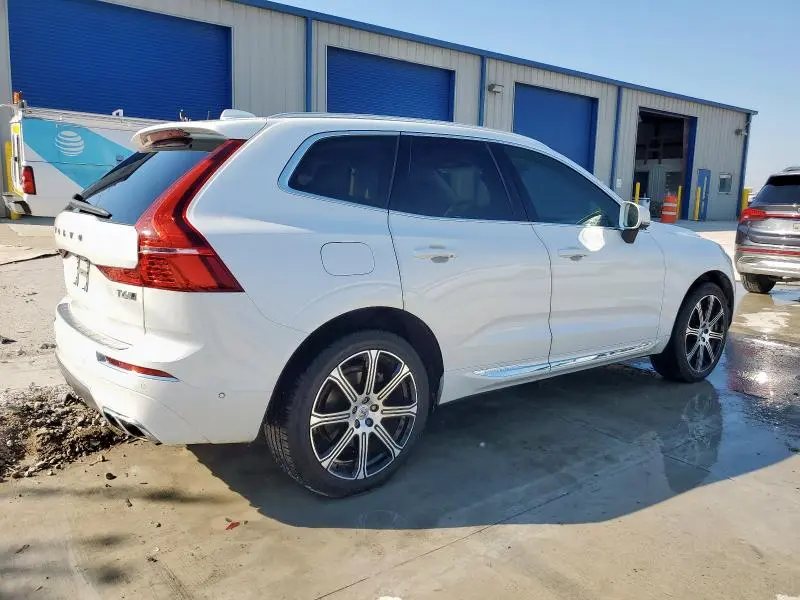 2018 VOLVO XC60 T6  