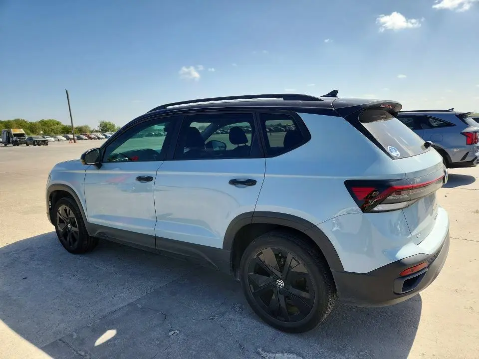 2025 VOLKSWAGEN TAOS SE BLACK  