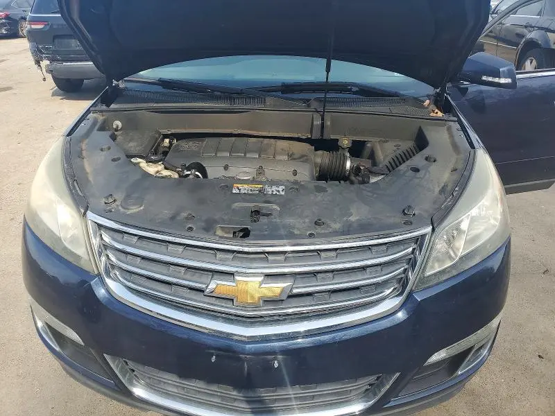2015 CHEVROLET TRAVERSE LT  