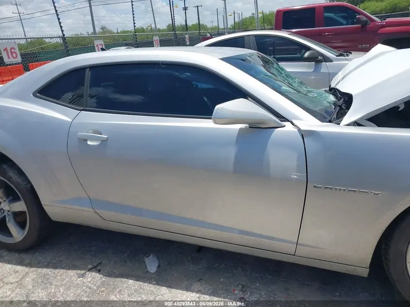 2011 CHEVROLET CAMARO 1LT