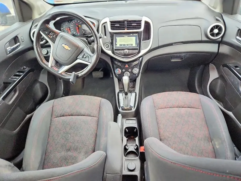 2017 CHEVROLET SONIC LT  