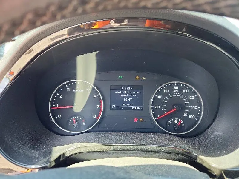 2022 KIA SELTOS S  