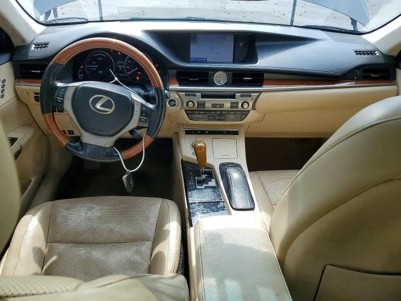 2013 LEXUS ES 300H  