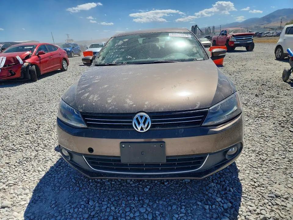 2012 VOLKSWAGEN JETTA TDI  