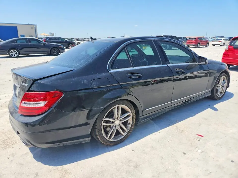 2012 MERCEDES-BENZ C 300 4MATIC  