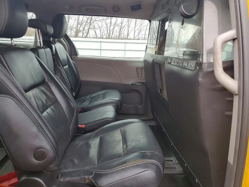 2016 TOYOTA SIENNA L 7-PASSENGER  