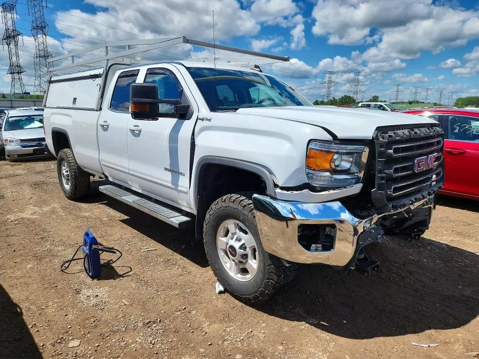 2018 GMC SIERRA K2500 SLE  