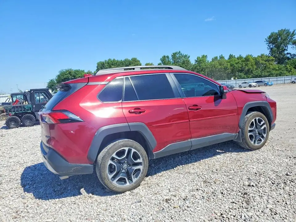 2019 TOYOTA RAV4   