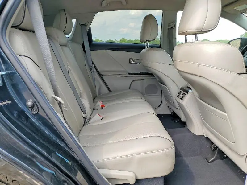 2015 TOYOTA VENZA XLE  