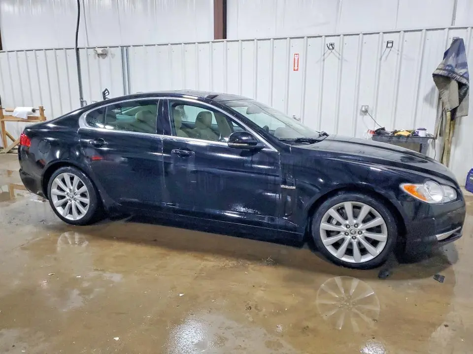 2011 JAGUAR XF PREMIUM  
