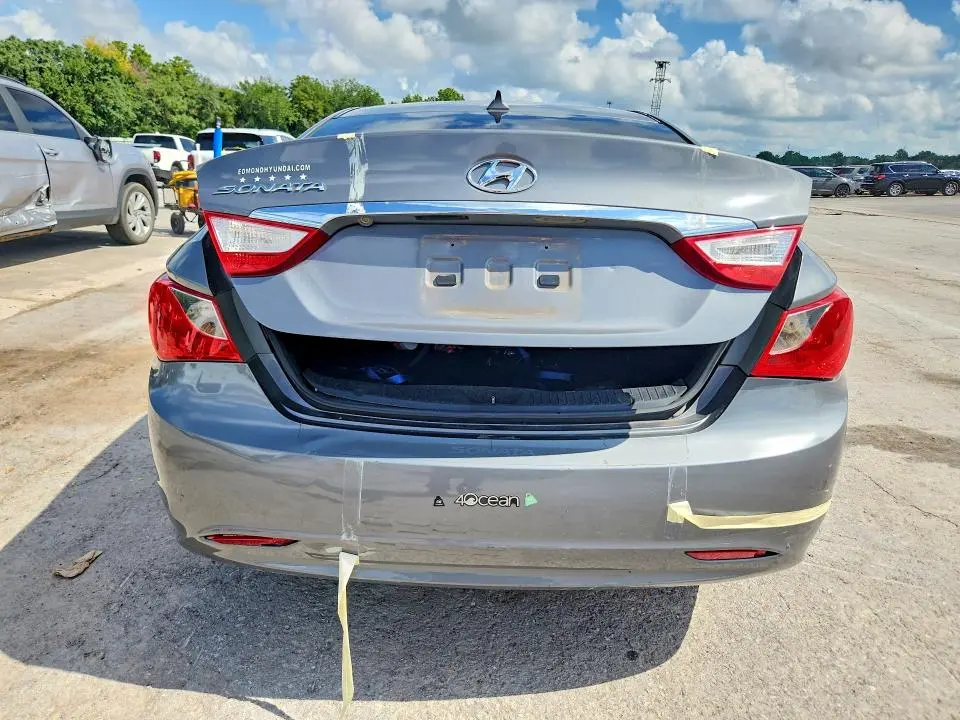 2013 HYUNDAI SONATA GLS  