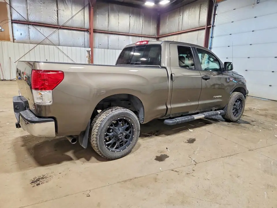 2011 TOYOTA TUNDRA DOUBLE CAB SR5  