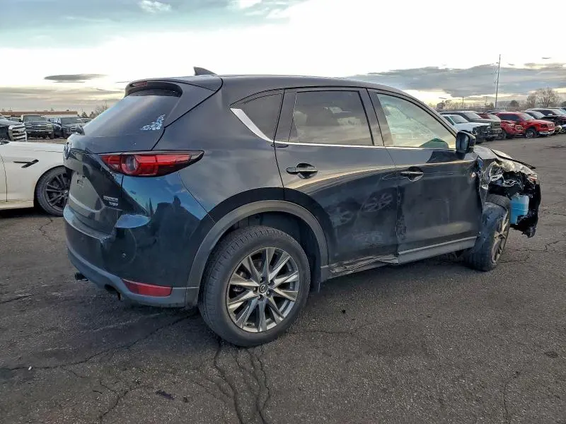 2021 MAZDA CX-5 SIGNATURE  