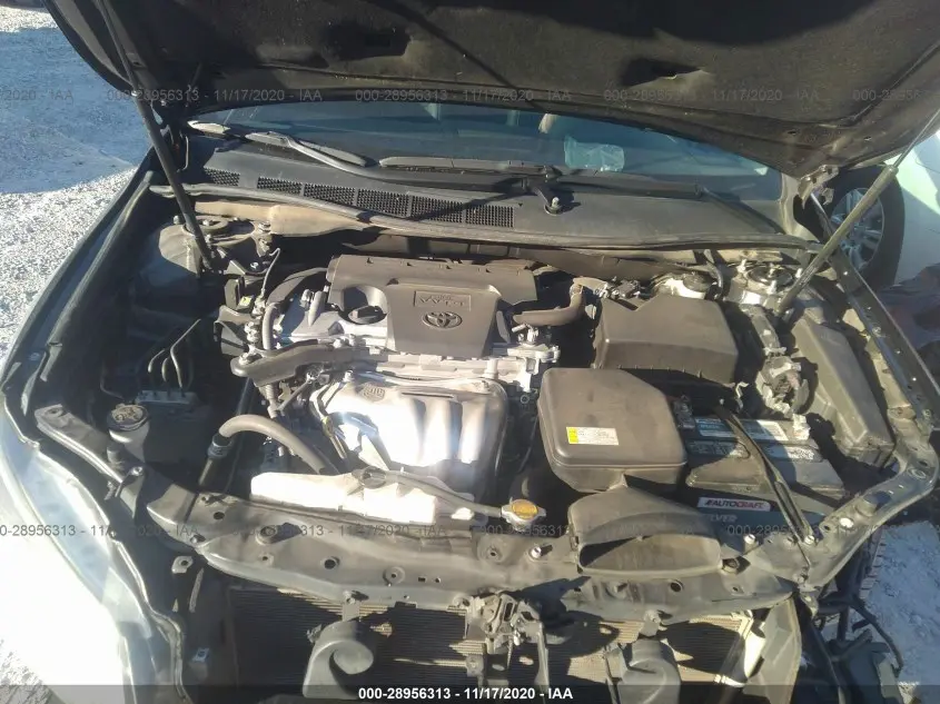2015 TOYOTA CAMRY SE