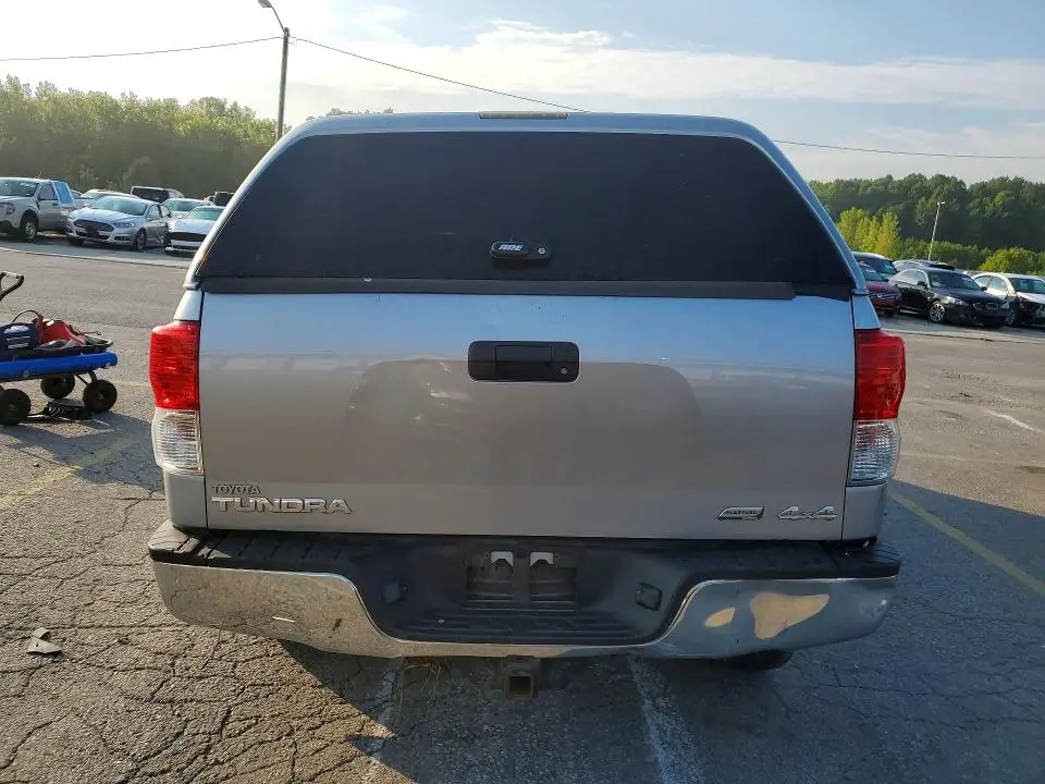 2011 TOYOTA TUNDRA CREWMAX SR5  