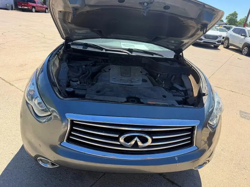 2016 INFINITI QX70 BASE  