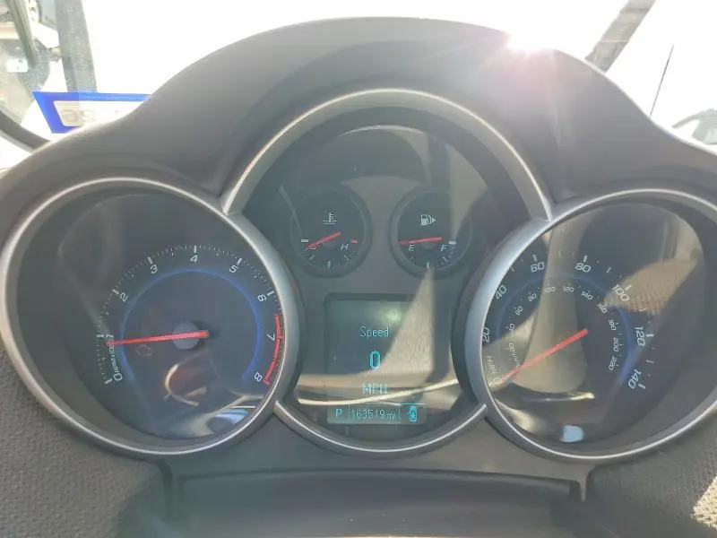 2012 CHEVROLET CRUZE LT  