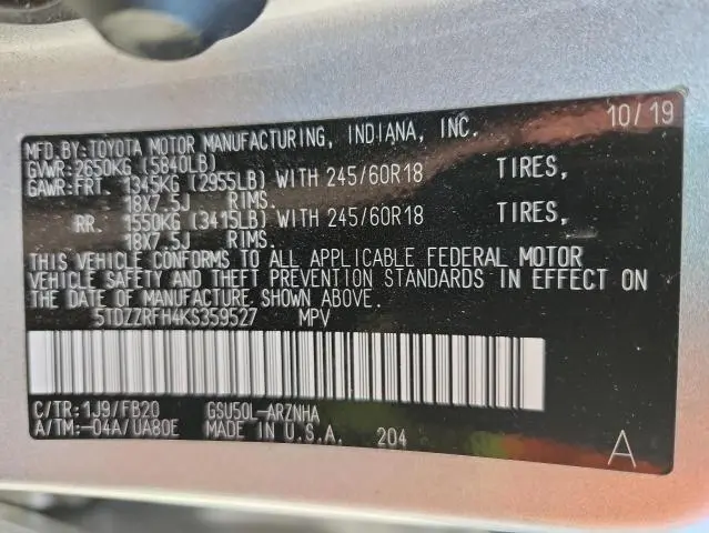 2019 TOYOTA HIGHLANDER LE  