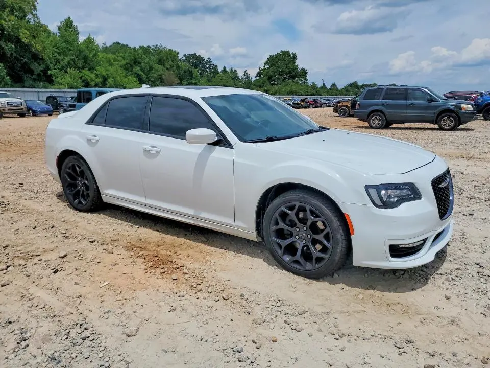 2020 CHRYSLER 300 S  