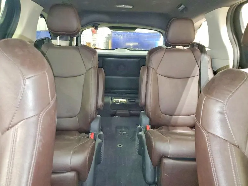 2023 TOYOTA SIENNA PLATINUM 7-PASSENGER  