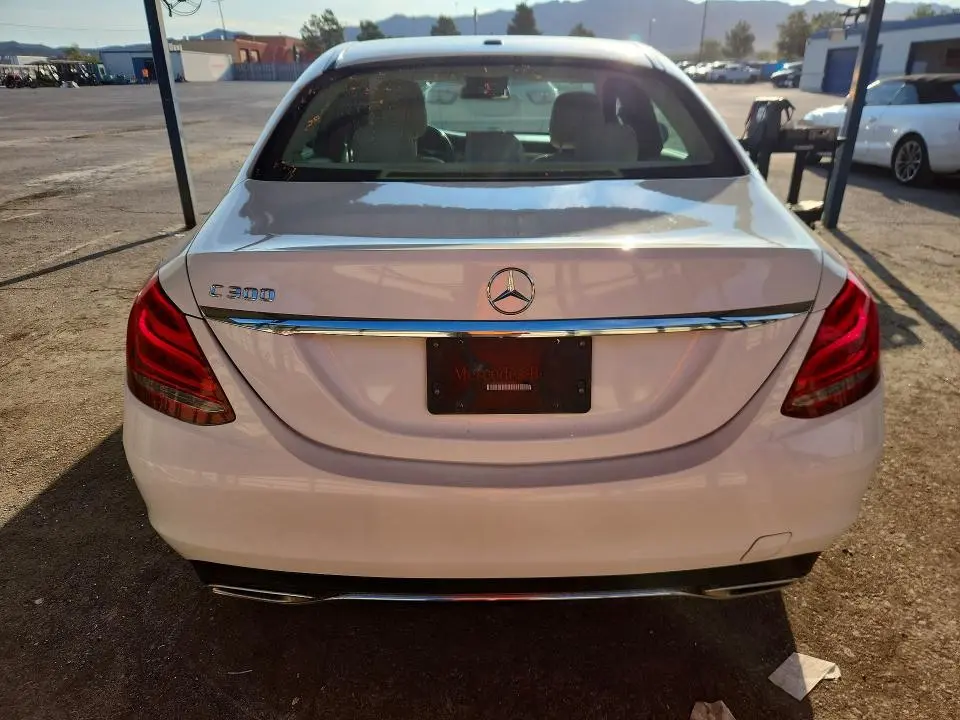 2016 MERCEDES-BENZ C 300  
