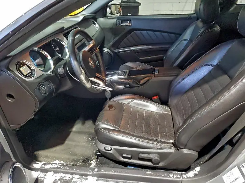 2013 FORD MUSTANG GT  