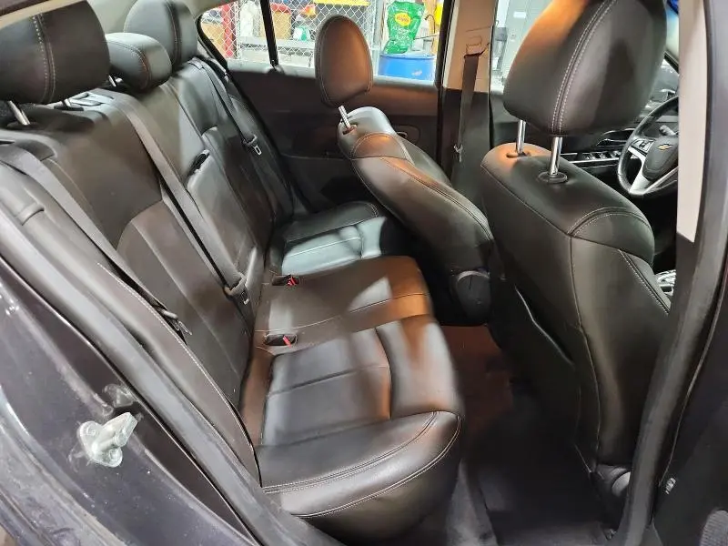 2011 CHEVROLET CRUZE LT  