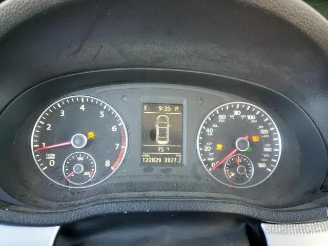 2012 VOLKSWAGEN PASSAT SE