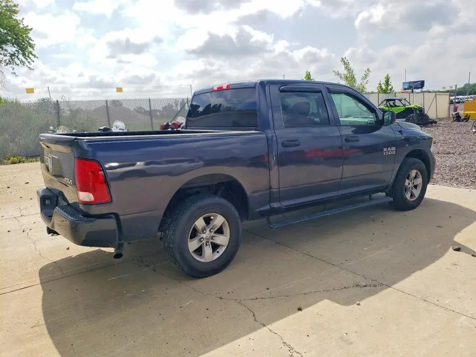 2016 RAM 1500 ST  