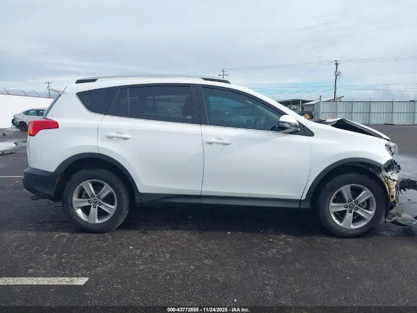 2015 TOYOTA RAV4 XLE